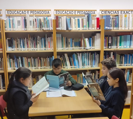 Leitura espontânea na Biblioteca